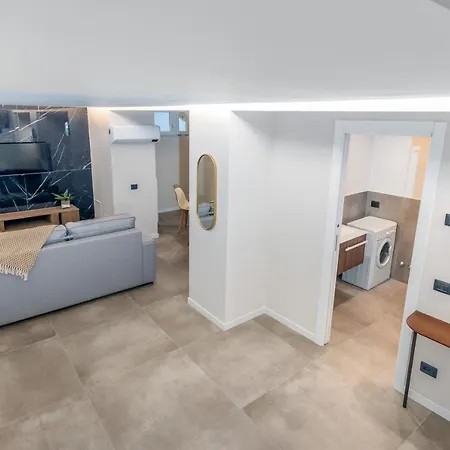 Apartment Feel - Grand Alta