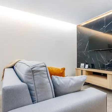 Апартаменти Feel - Grand Alta *